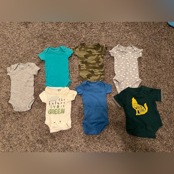 Newborn boy onesies 7 pack - Picture 1 of 1